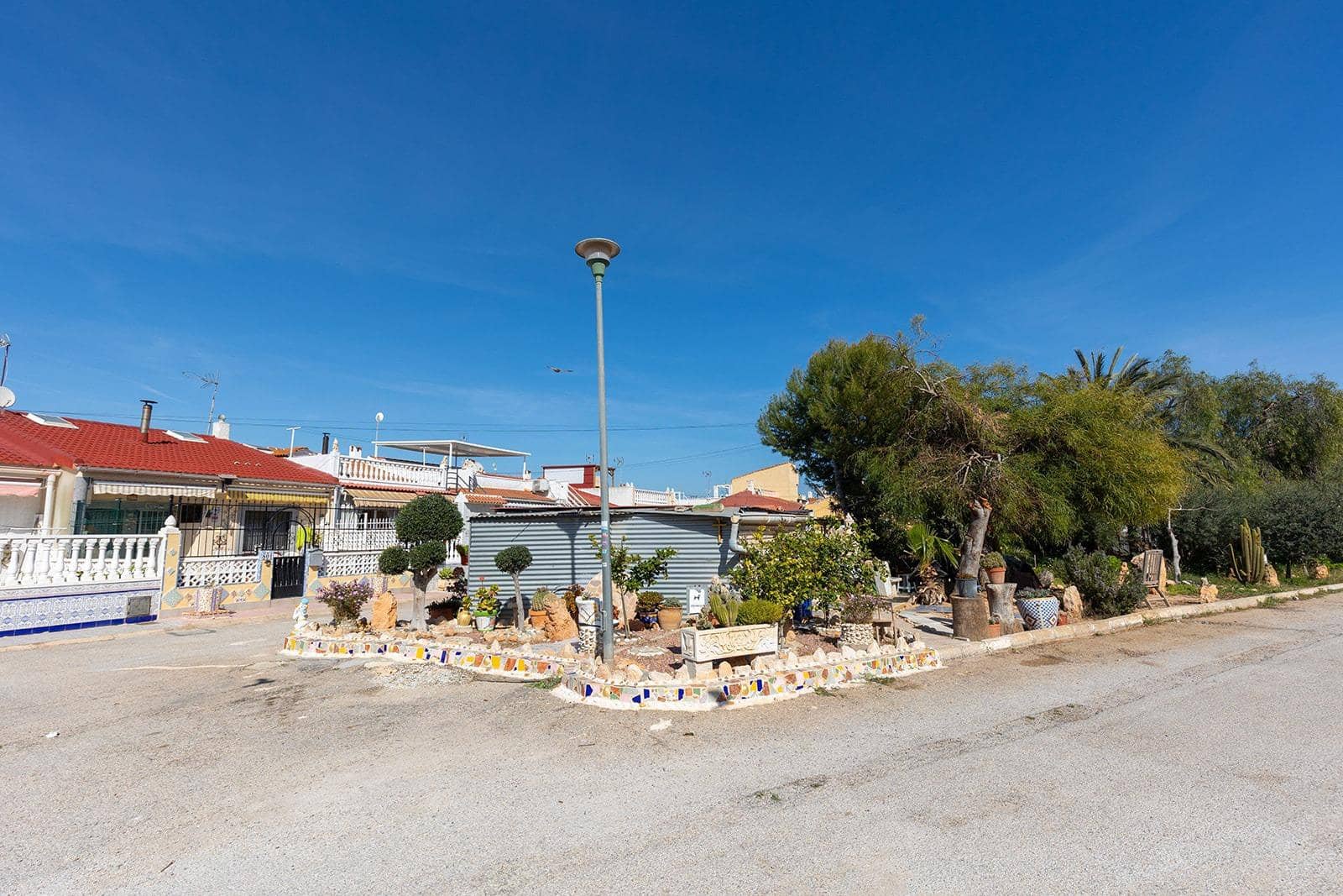 3 makuuhuone Bungalow myytävänä paikassa Torrevieja - 125 000 € (Ref: 9634764)