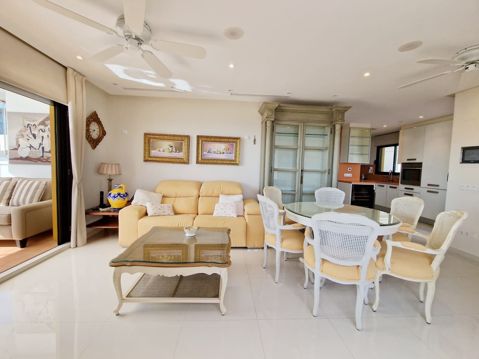 2 sypialnia Penthouse na sprzedaż w Guardamar del Segura z basenem - 470 000 € (Ref: 9642437)