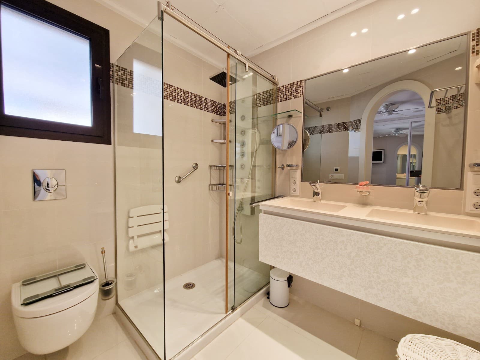 2 sypialnia Penthouse na sprzedaż w Guardamar del Segura z basenem - 470 000 € (Ref: 9642437)