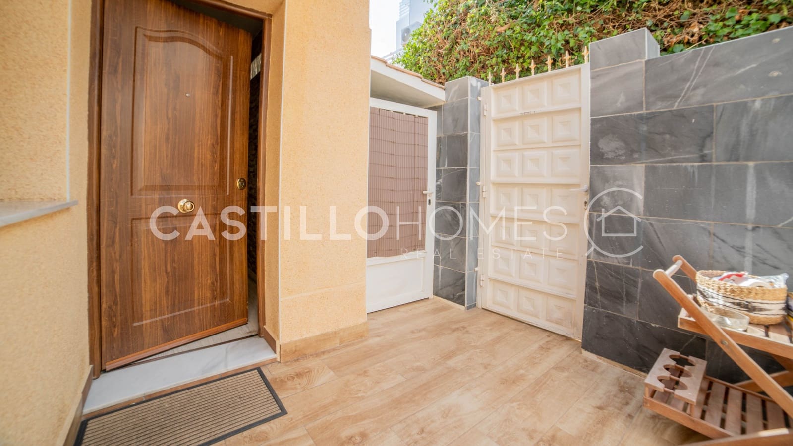 3 chambre Appartement à vendre à Torrevieja avec piscine - 190 000 € (Ref: 9645590)