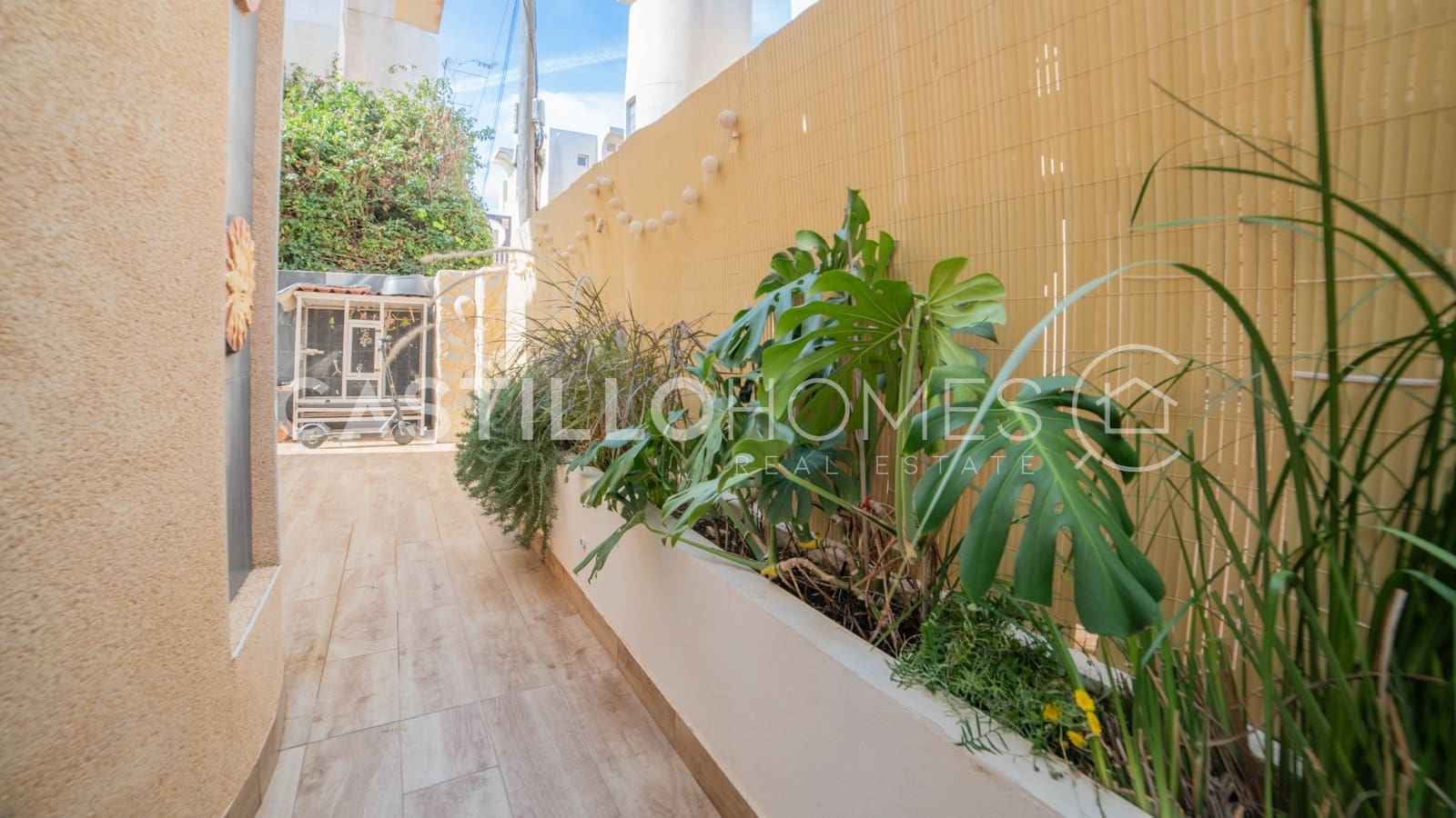 3 chambre Appartement à vendre à Torrevieja avec piscine - 190 000 € (Ref: 9645590)