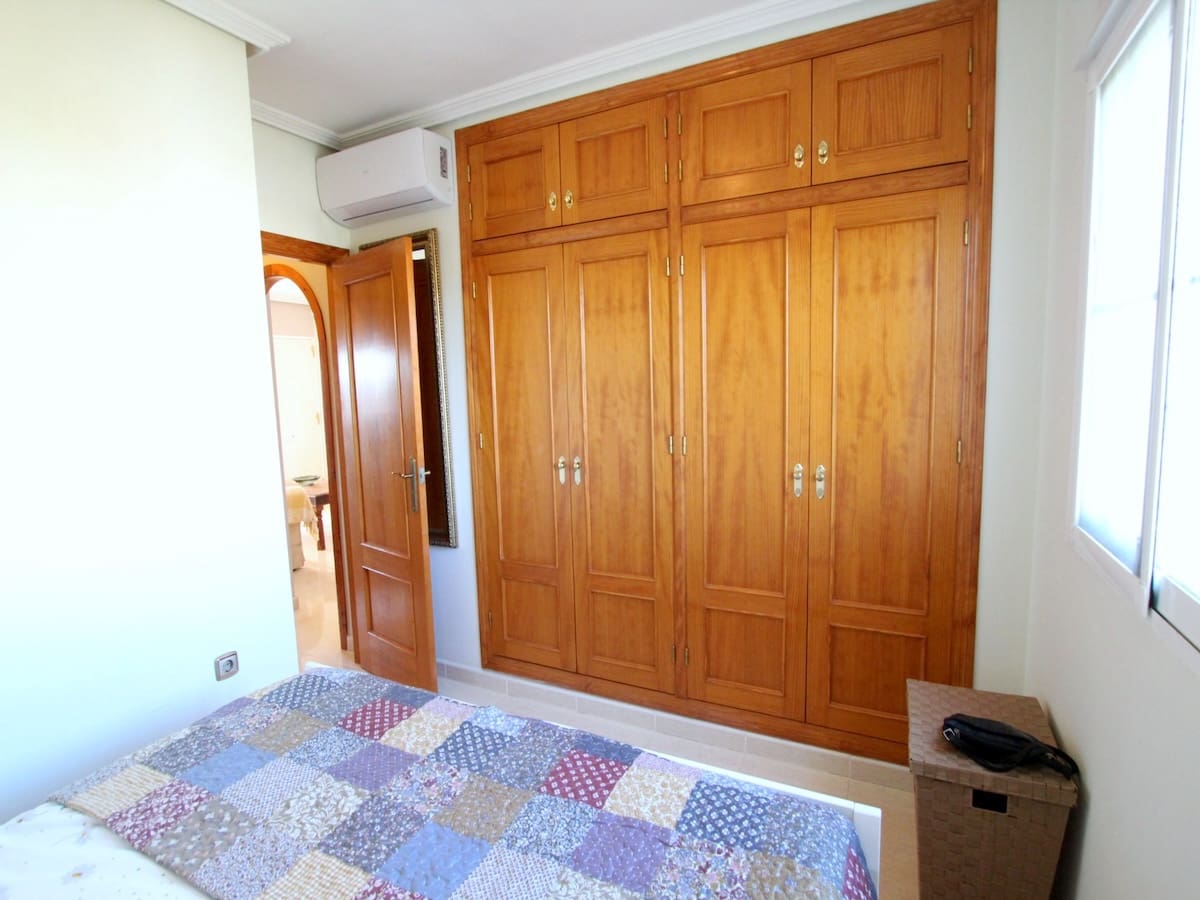 2 Zimmer Apartment zu verkaufen in Cabo Roig - 149.000 € (Ref: 9645593)
