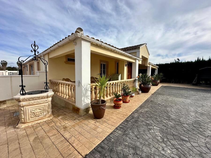 6 slaapkamer Finca/Landhuis te koop in Heredades met zwembad - € 595.000 (Ref: 9647698)