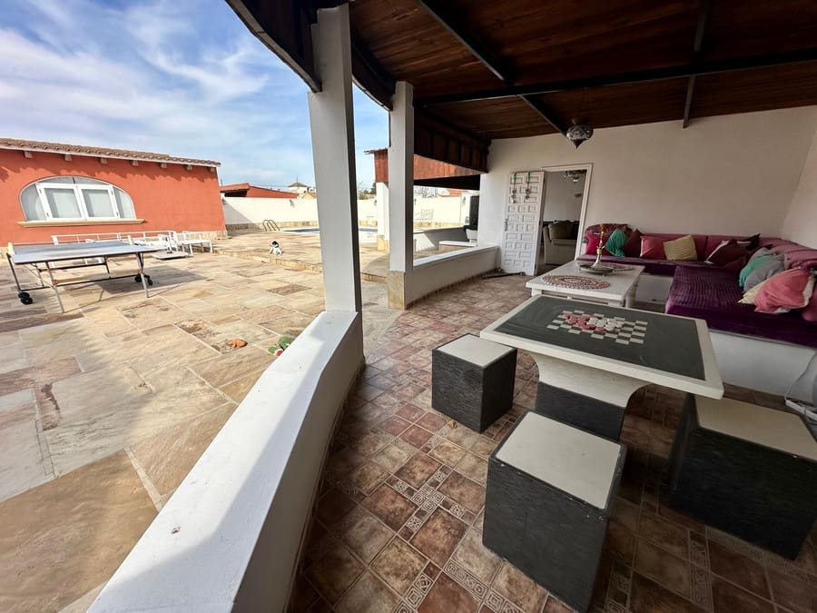 6 slaapkamer Finca/Landhuis te koop in Heredades met zwembad - € 595.000 (Ref: 9647698)