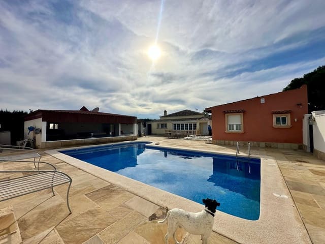 6 soveværelse Finca/Landehus til salg i Heredades, Almoradí med swimmingpool - € 595.000 (Ref: 9647698)