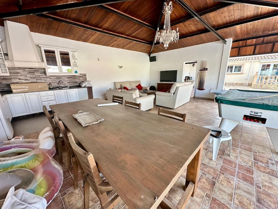 6 slaapkamer Finca/Landhuis te koop in Heredades met zwembad - € 595.000 (Ref: 9647698)