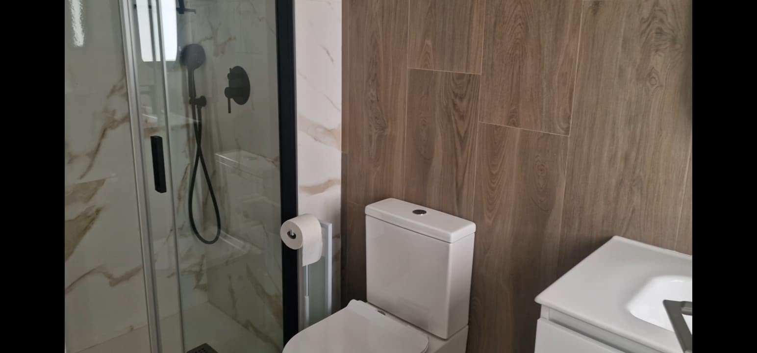 2 sypialnia Dom blizniak na sprzedaż w Los Montesinos z basenem - 385 000 € (Ref: 9653195)