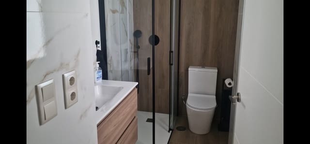 2 sypialnia Dom blizniak na sprzedaż w Los Montesinos z basenem - 385 000 € (Ref: 9653195)