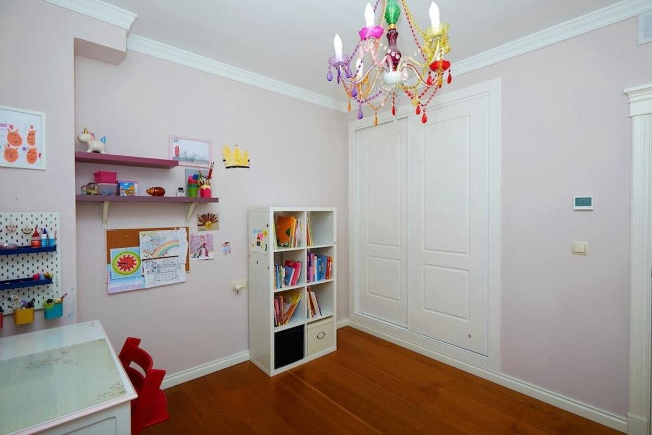 5 bedroom Villa for sale in Rojales with pool garage - € 790,000 (Ref: 9653199)