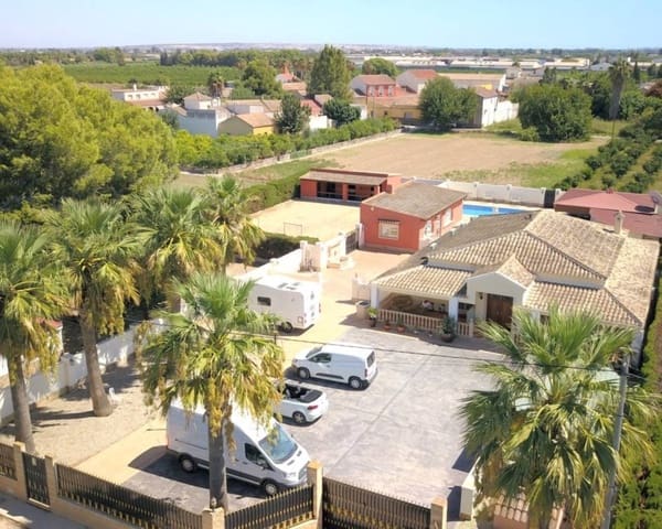 Chalet de 6 habitaciones en Almoradí en venta con piscina garaje - 595.000 € (Ref: 9653202)