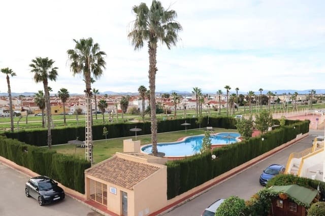 3 slaapkamer Rijtjeshuis te koop in Torrevieja met zwembad garage - € 205.000 (Ref: 9653205)