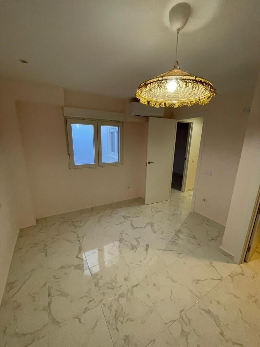 3 makuuhuone Huoneisto myytävänä paikassa Torrevieja - 199 990 € (Ref: 9653219)