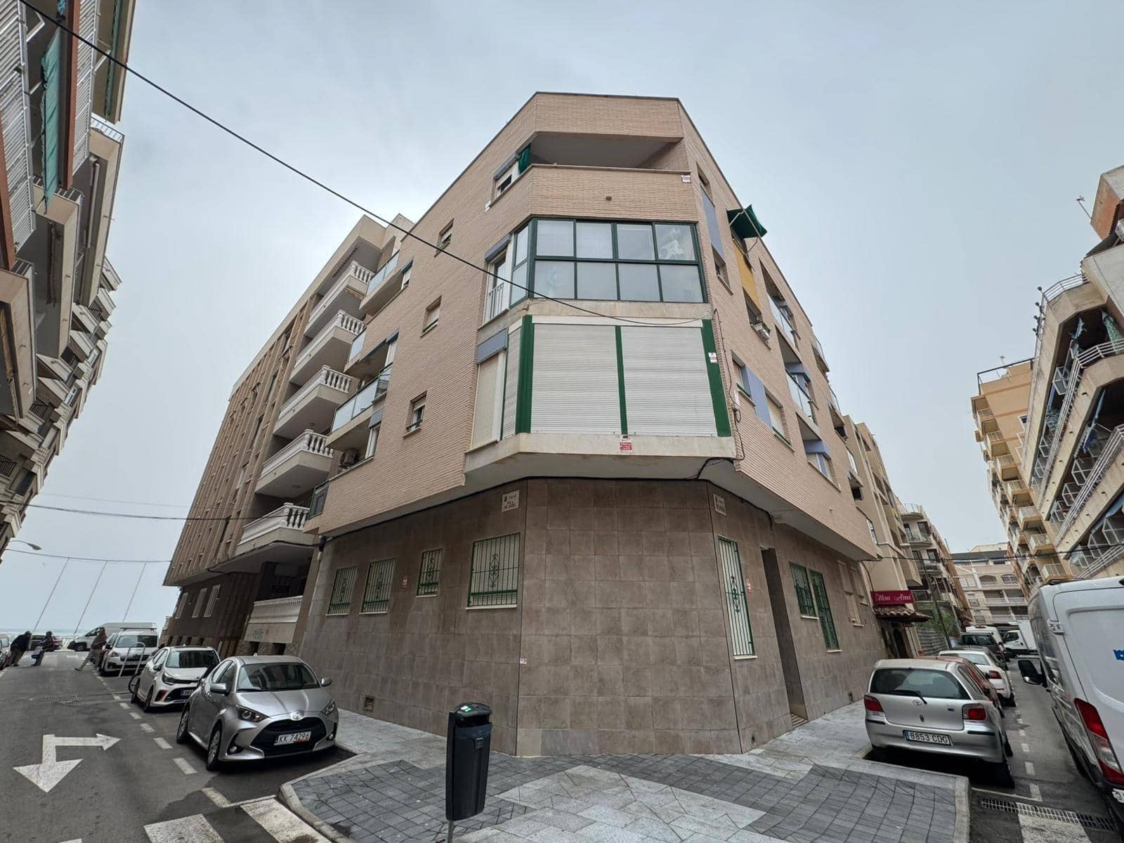 2 sovrum Takvåning till salu i Torrevieja - 174 900 € (Ref: 9656414)