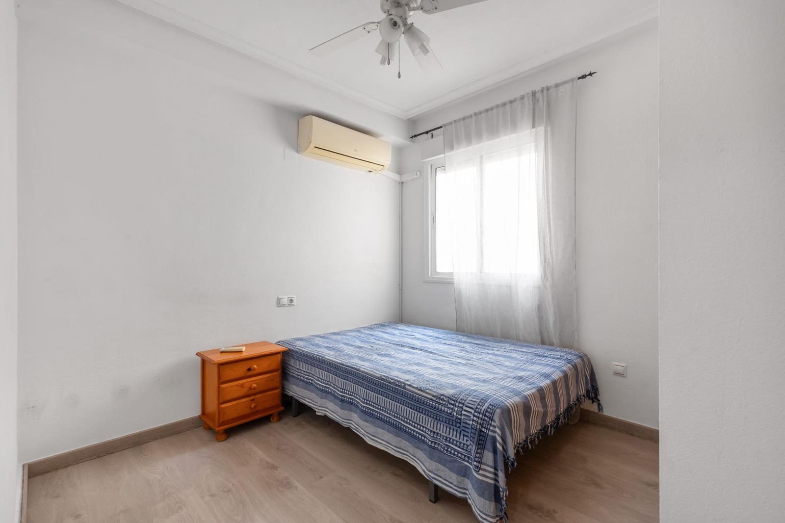 2 makuuhuone Kattohuoneisto myytävänä paikassa Torrevieja - 174 900 € (Ref: 9656414)