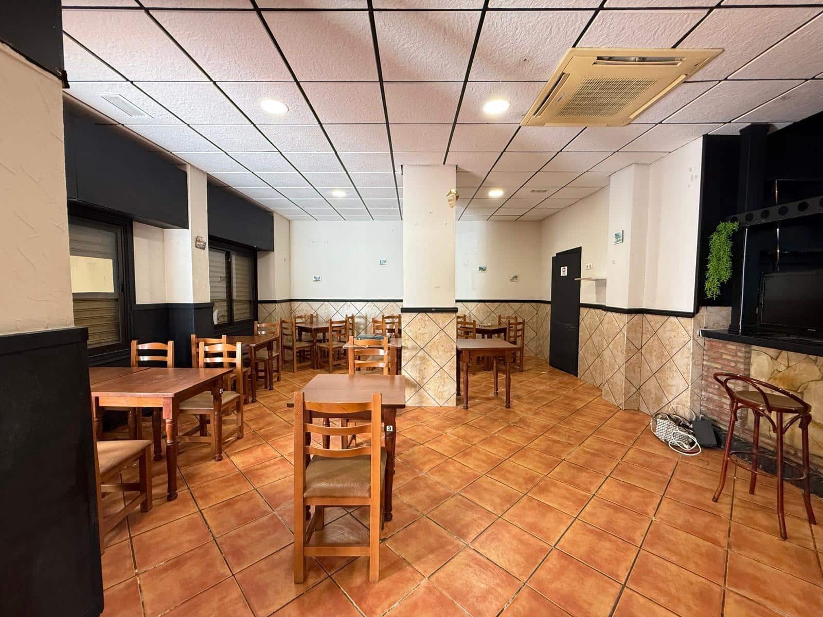 Gewerbe zu verkaufen in Torrevieja - 169.900 € (Ref: 9656418)