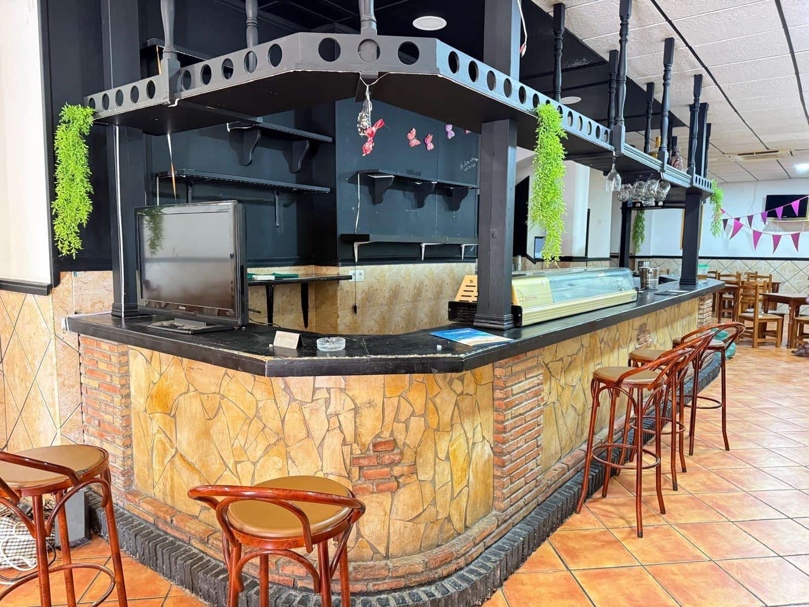 Gewerbe zu verkaufen in Torrevieja - 169.900 € (Ref: 9656418)