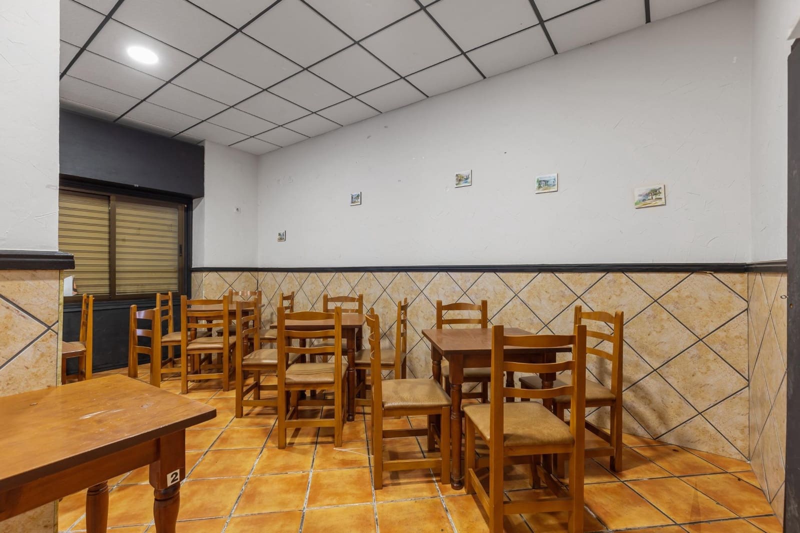 Comercial para venda em Torrevieja - 169 900 € (Ref: 9656418)