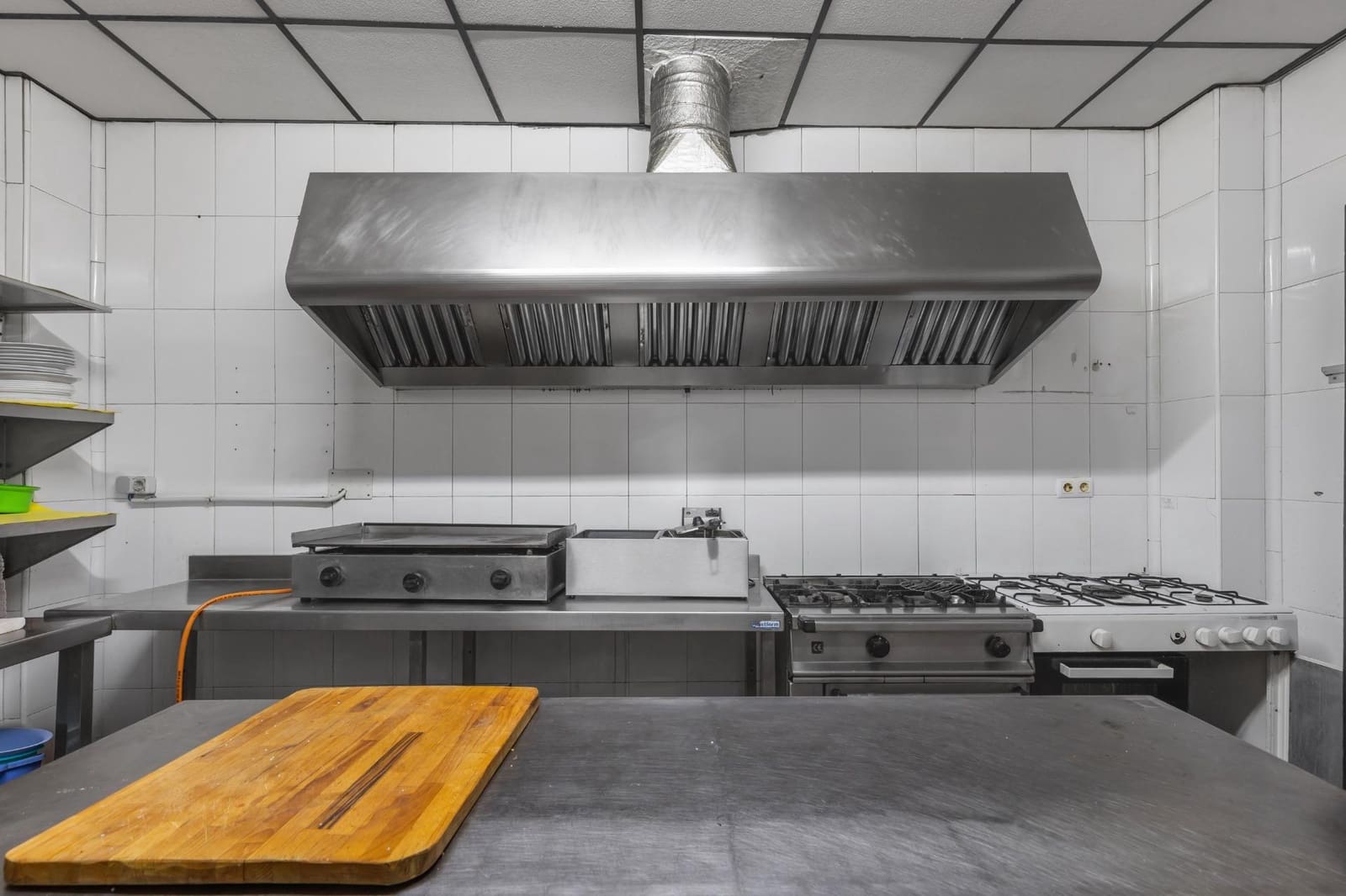 Comercial para venda em Torrevieja - 169 900 € (Ref: 9656418)