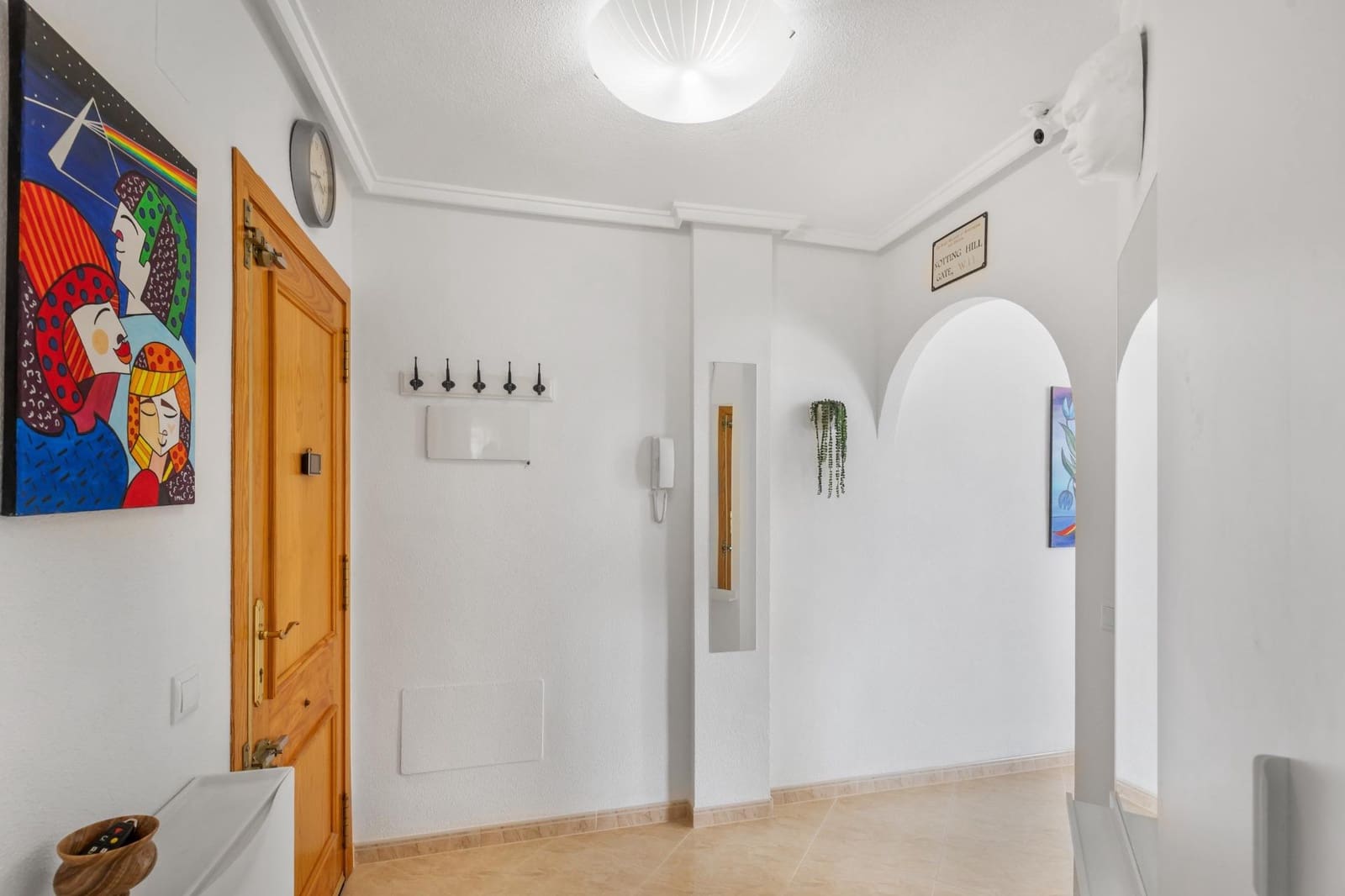 3 makuuhuone Kattohuoneisto myytävänä paikassa Torrevieja mukana uima-altaan 
autotalli - 189 000 € (Ref: 9659762)