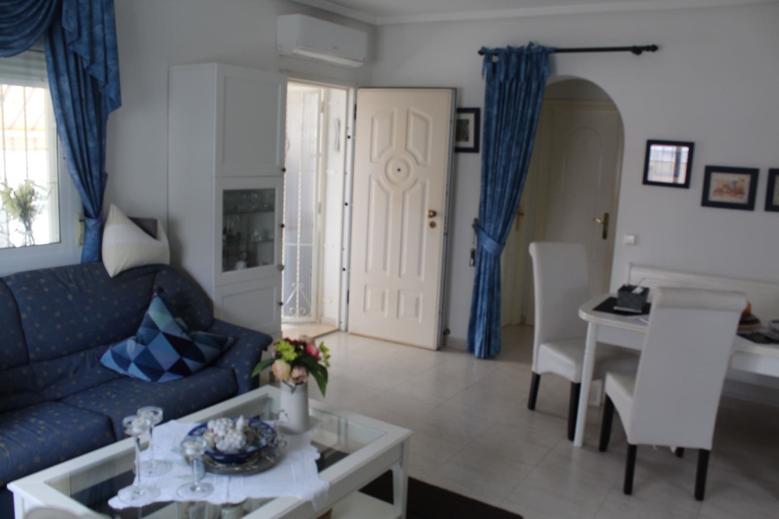 2 soverom Kjedet enebolig til salgs i Ciudad Quesada med svømmebasseng - € 210 000 (Ref: 9664315)