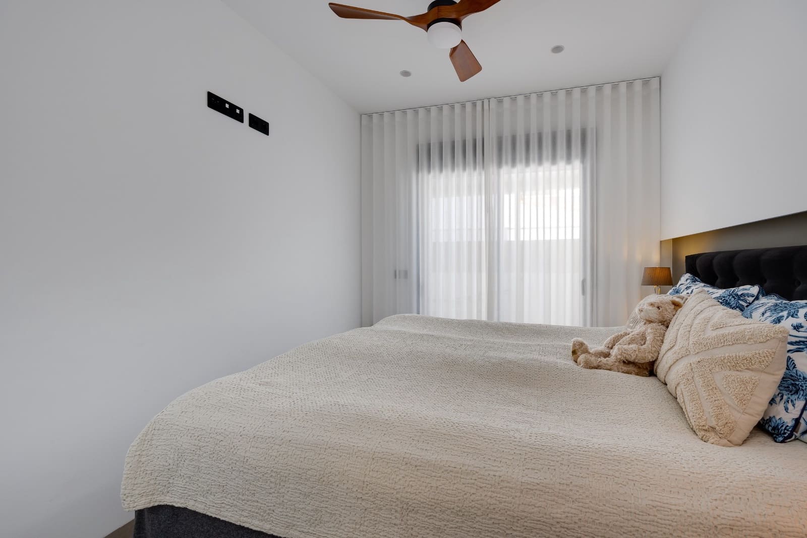 Bungalow de 3 habitaciones en Pilar de la Horadada en venta con piscina - 399.000 € (Ref: 9664333)