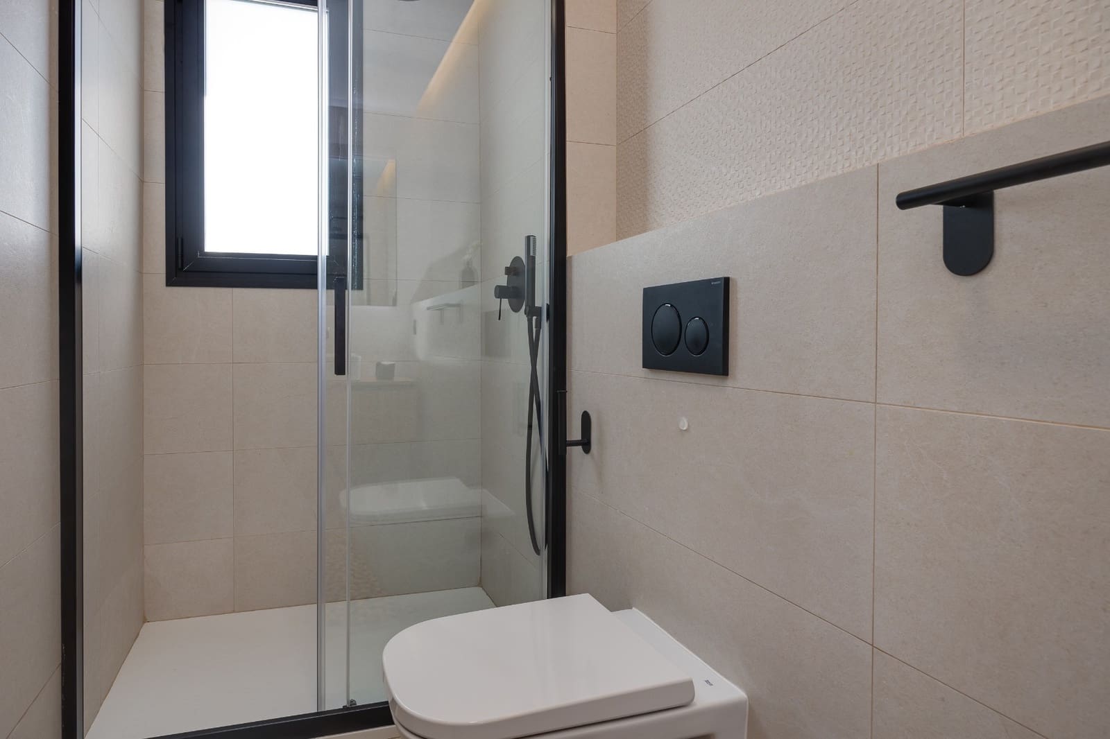 Bungalow de 3 habitaciones en Pilar de la Horadada en venta con piscina - 399.000 € (Ref: 9664333)