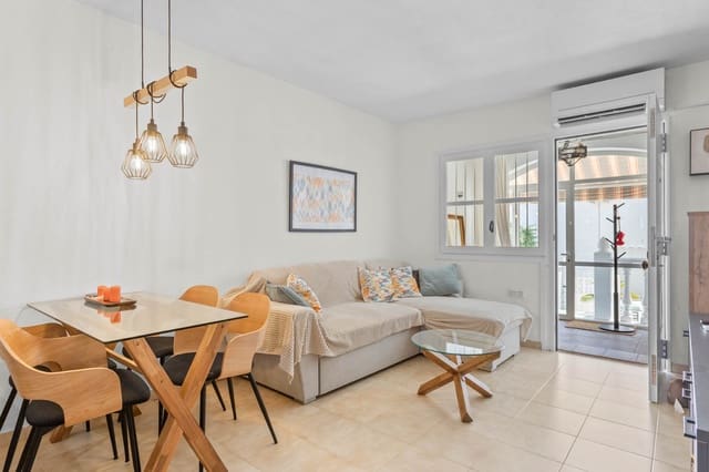 2 sypialnia Bungalow na sprzedaż w Torrevieja z basenem - 145 000 € (Ref: 9664334)