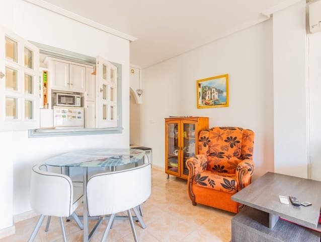 2 sovrum Takvåning till salu i Torrevieja med pool - 137 000 € (Ref: 9664337)