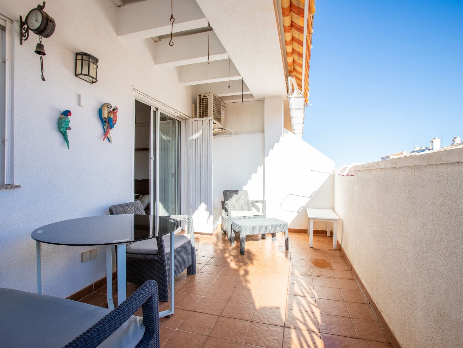 2 soveværelse Penthouse til salg i Torrevieja med swimmingpool - € 137.000 (Ref: 9664337)
