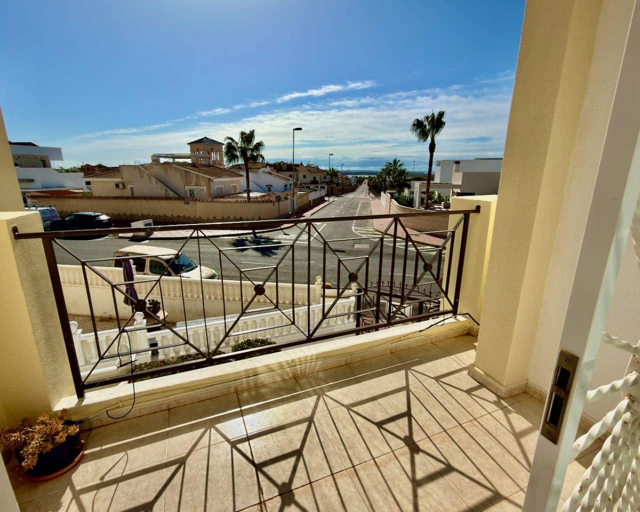 3 bedroom Villa for sale in Ciudad Quesada with pool - € 195,000 (Ref: 9669140)