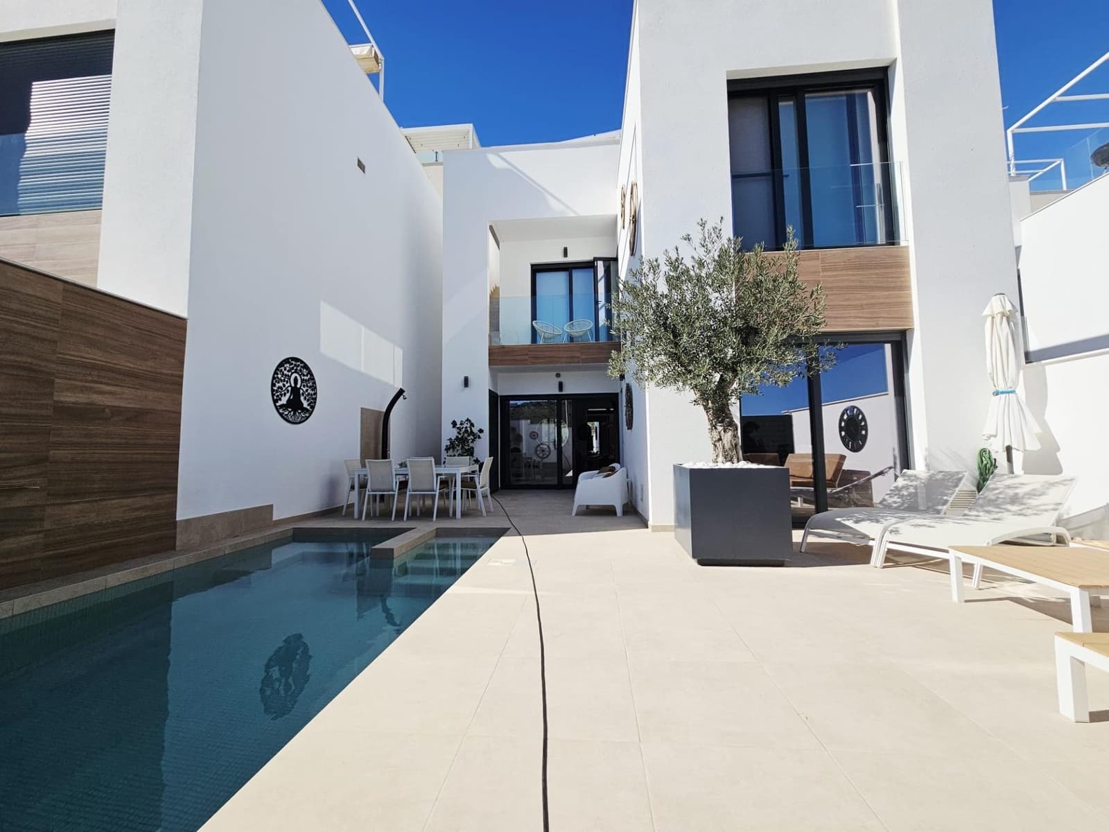 3 bedroom Villa for sale in Benijofar with pool garage - € 439,000 (Ref: 9669156)