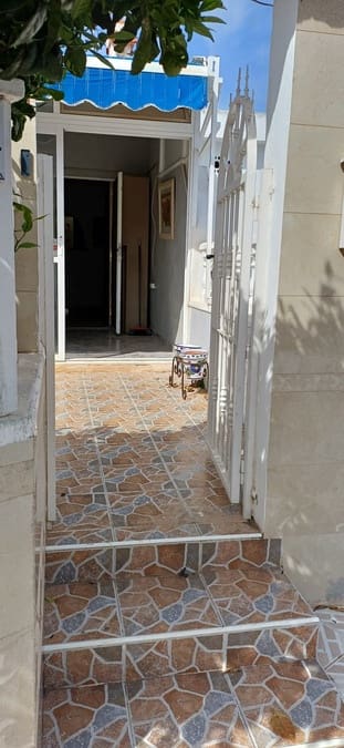 1 chambre Bungalow à vendre à Torrevieja - 99 000 € (Ref: 9676449)