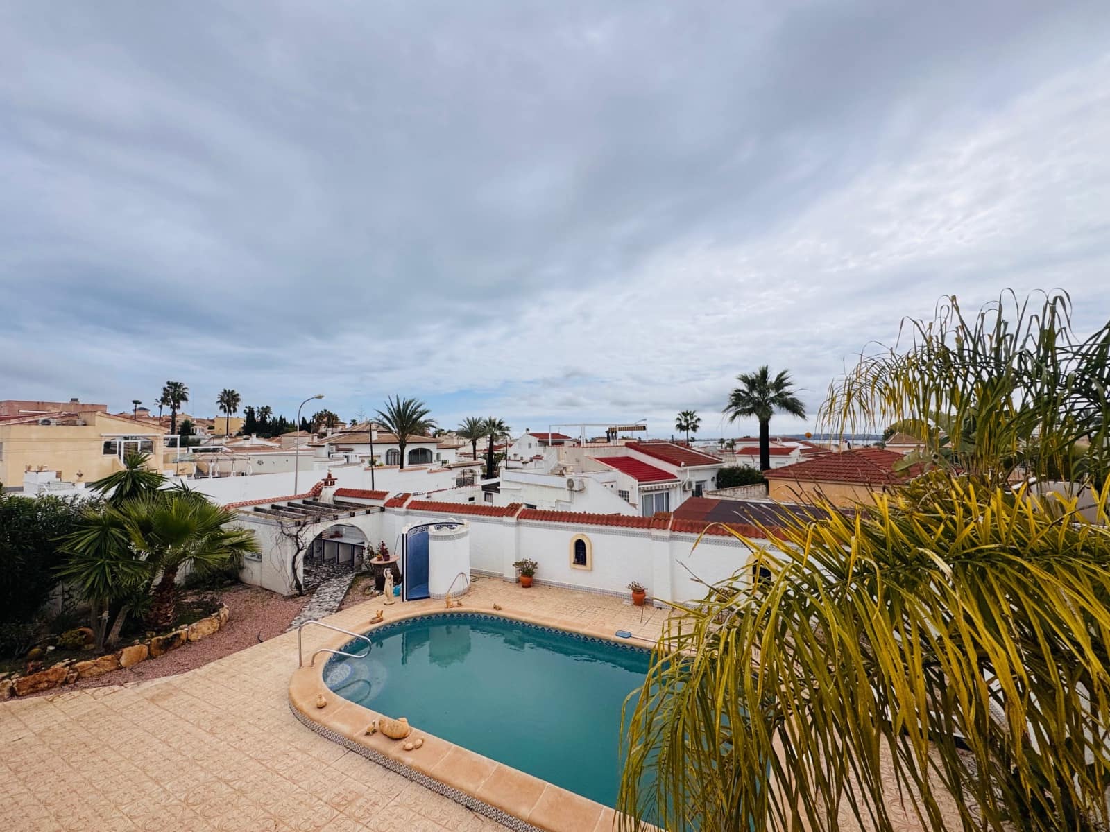 3 soverom Villa til salgs i Ciudad Quesada med svømmebasseng - € 395 000 (Ref: 9676451)