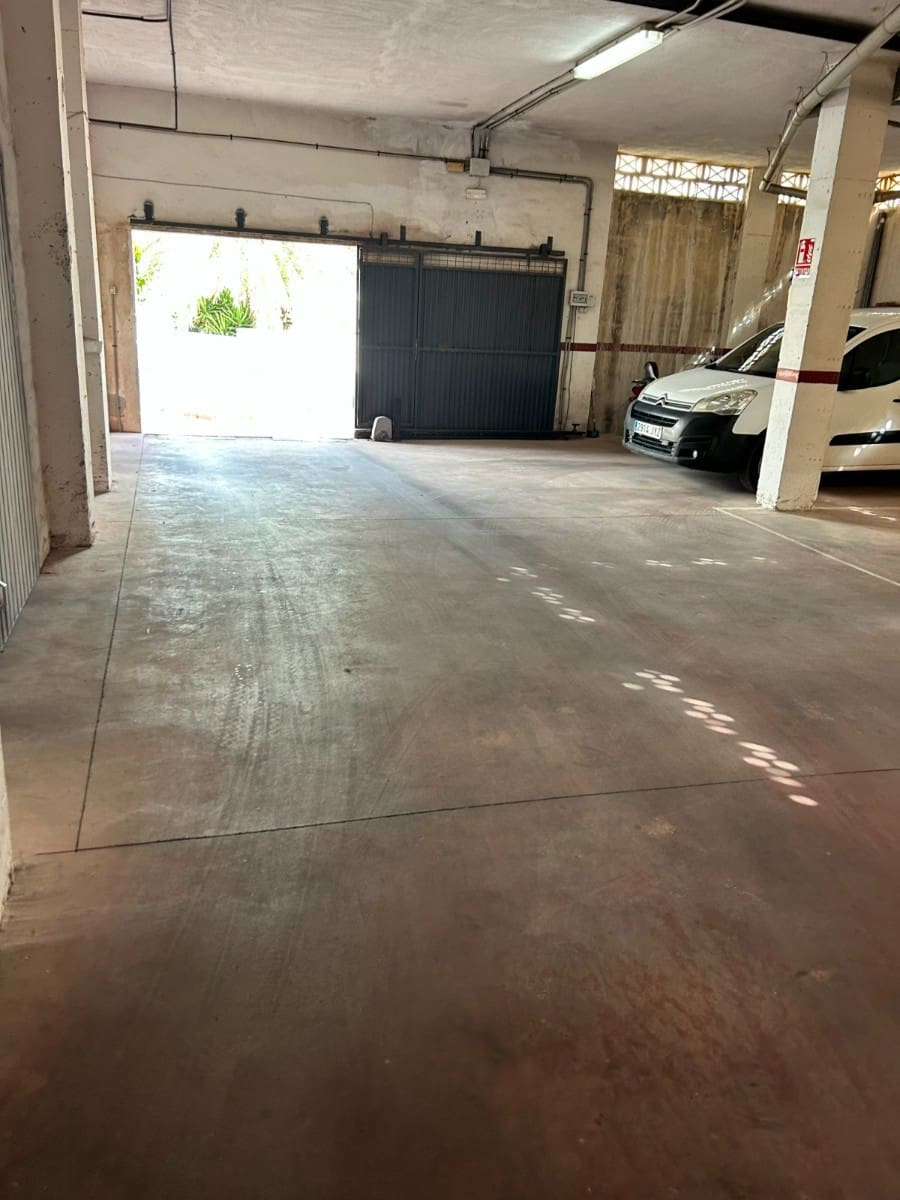 Autotalli myytävänä paikassa La Mata - 16 000 € (Ref: 9676460)