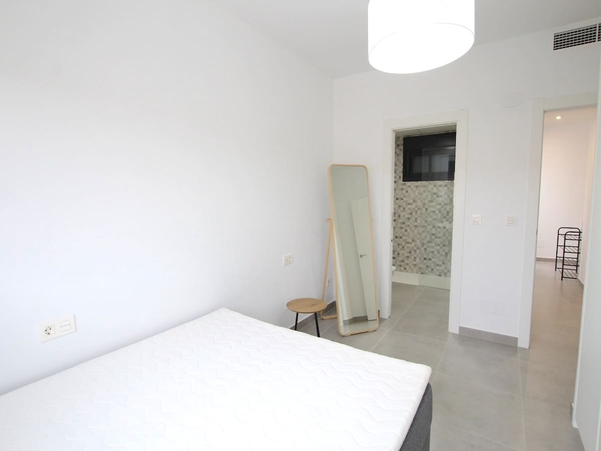 Chalet de 3 habitaciones en Pilar de la Horadada en venta con piscina - 345.000 € (Ref: 9681413)