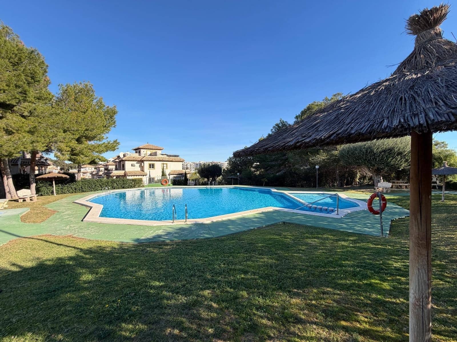 2 soverom Hus til salgs i Orihuela Costa med svømmebasseng - € 225 000 (Ref: 9691323)