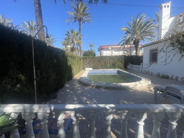 4 slaapkamer Villa te koop in Cabo Roig, Orihuela met zwembad - € 750.000 (Ref: 9694599)