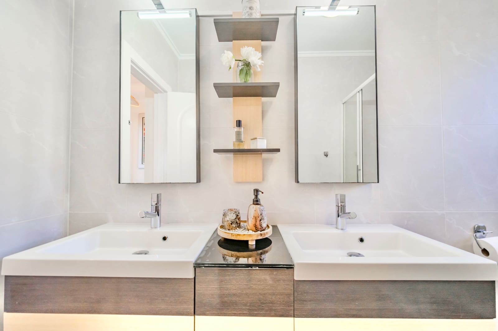 4 soveværelse Villa til salg i Ciudad Quesada med swimmingpool garage - € 630.000 (Ref: 9699118)