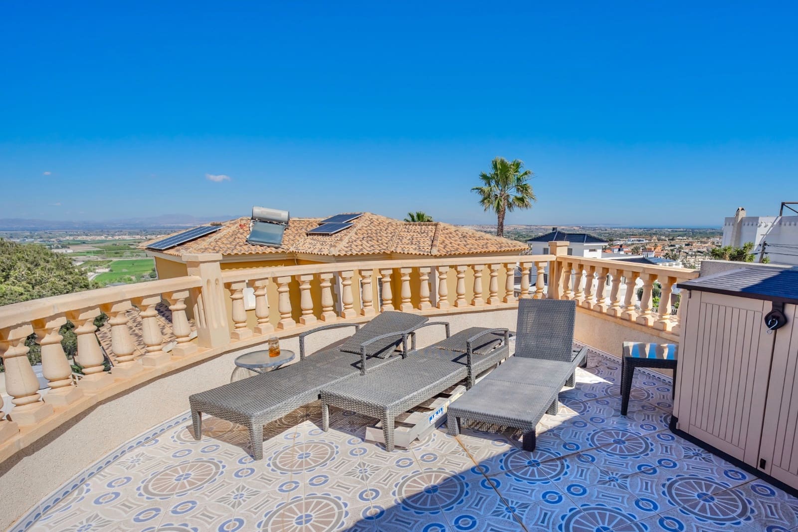 4 soveværelse Villa til salg i Ciudad Quesada med swimmingpool garage - € 630.000 (Ref: 9699118)