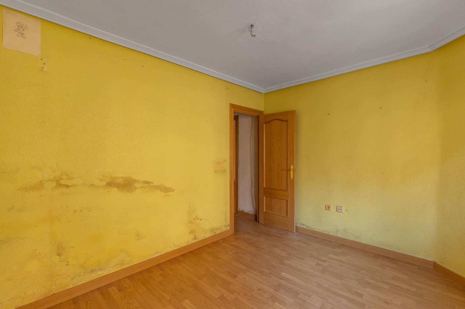 3 slaapkamer Flat te koop in Torrevieja - € 146.000 (Ref: 9713228)