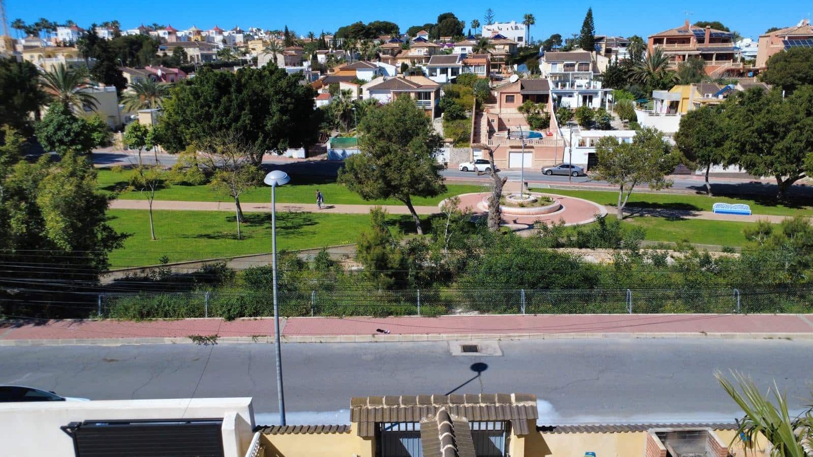 2 soverom Villa til salgs i Torrevieja - € 295 000 (Ref: 9713232)