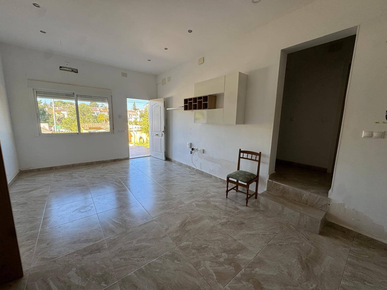 4 soveværelse Villa til salg i Torrevieja - € 289.000 (Ref: 9713232)