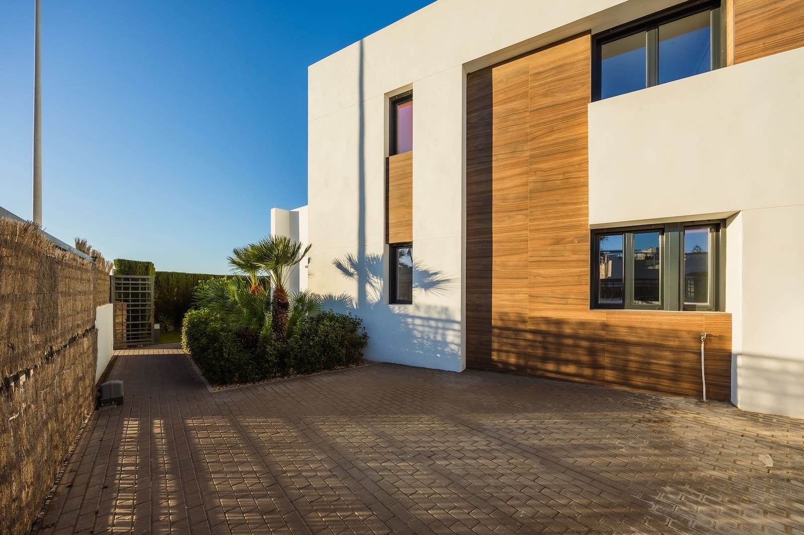 Chalet de 4 habitaciones en Algorfa en venta con piscina - 850.000 € (Ref: 9719935)