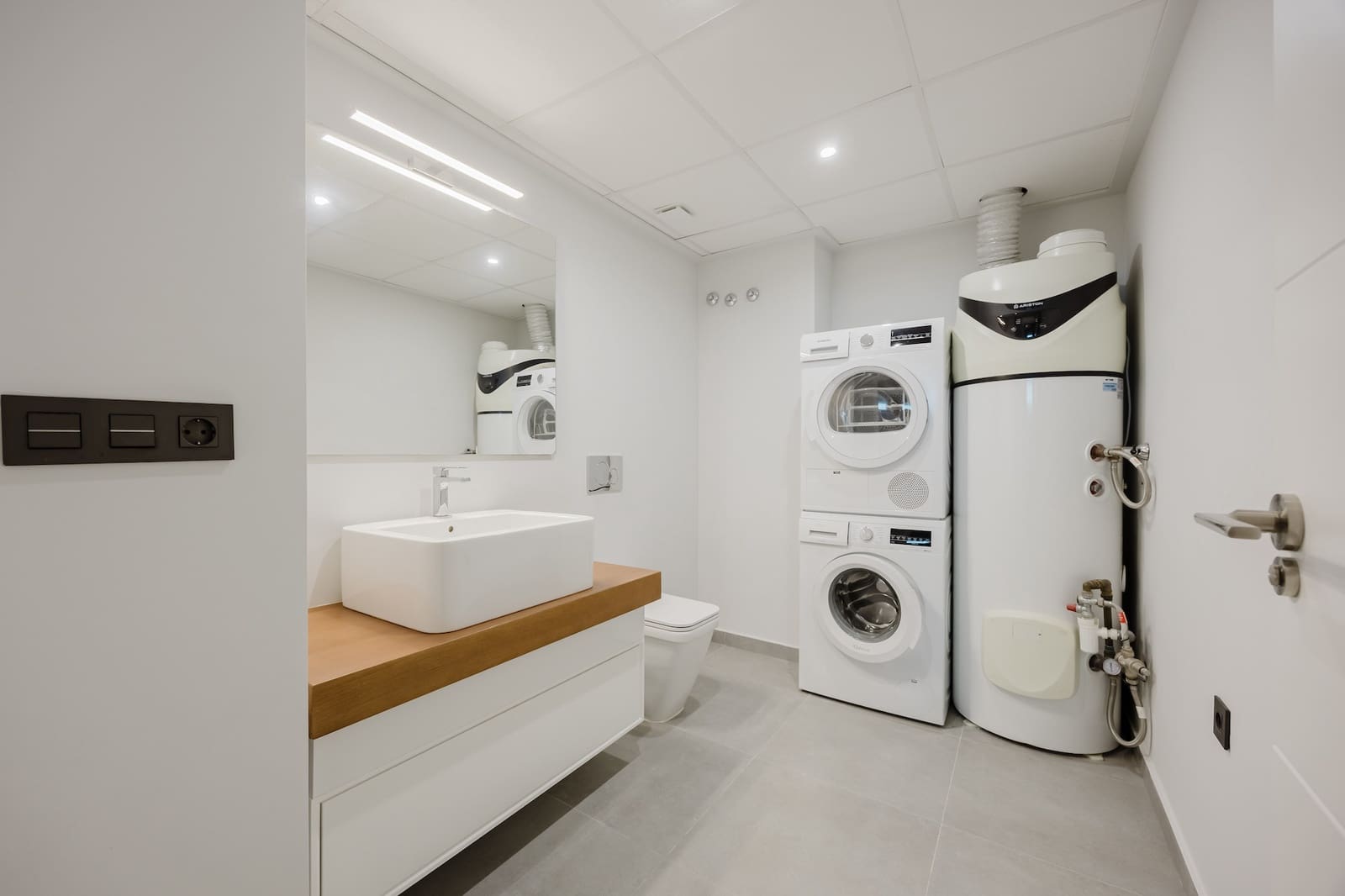 Chalet de 4 habitaciones en Algorfa en venta con piscina - 850.000 € (Ref: 9719935)