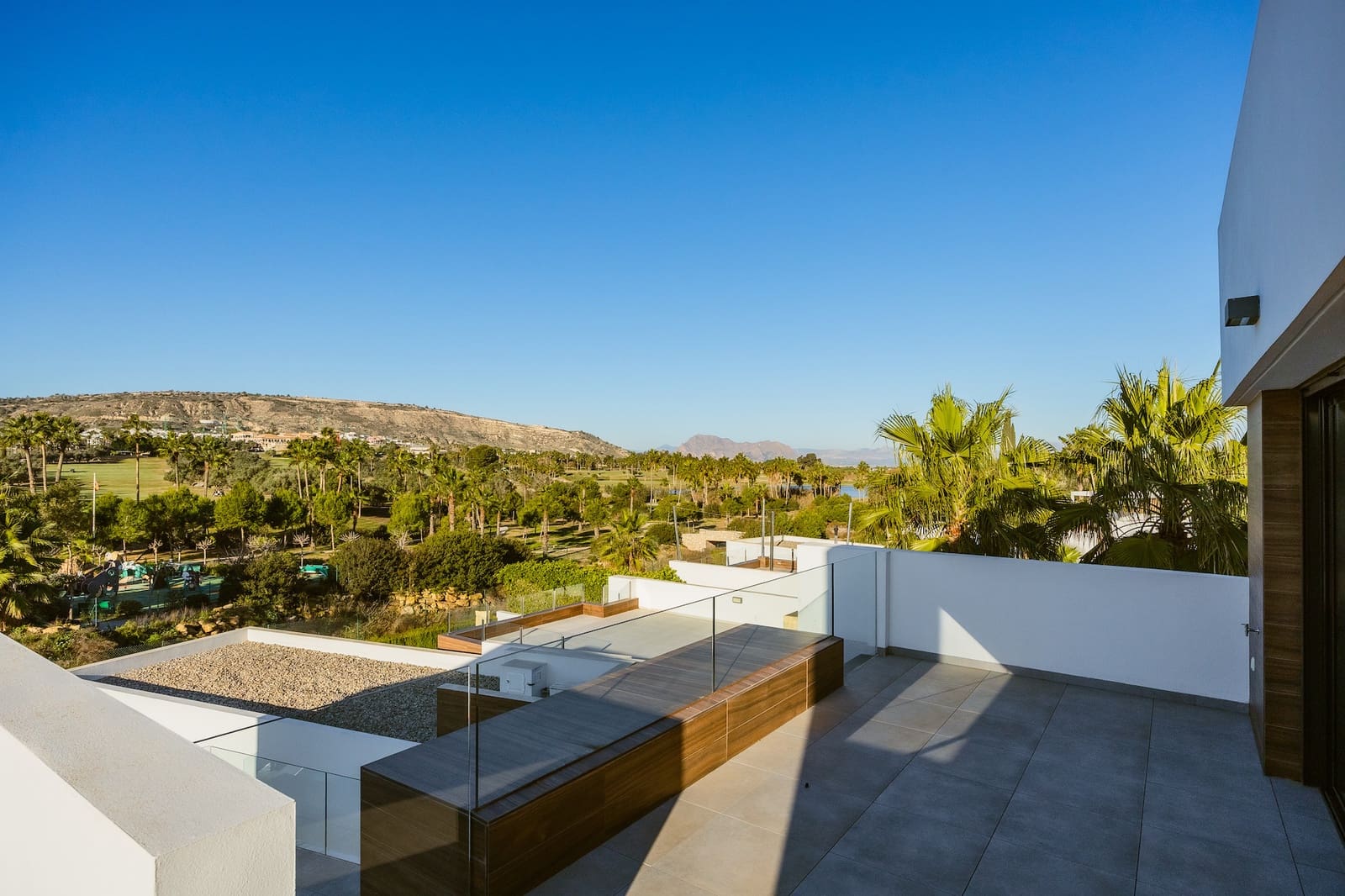 4 bedroom Villa for sale in Algorfa with pool - € 850,000 (Ref: 9719935)