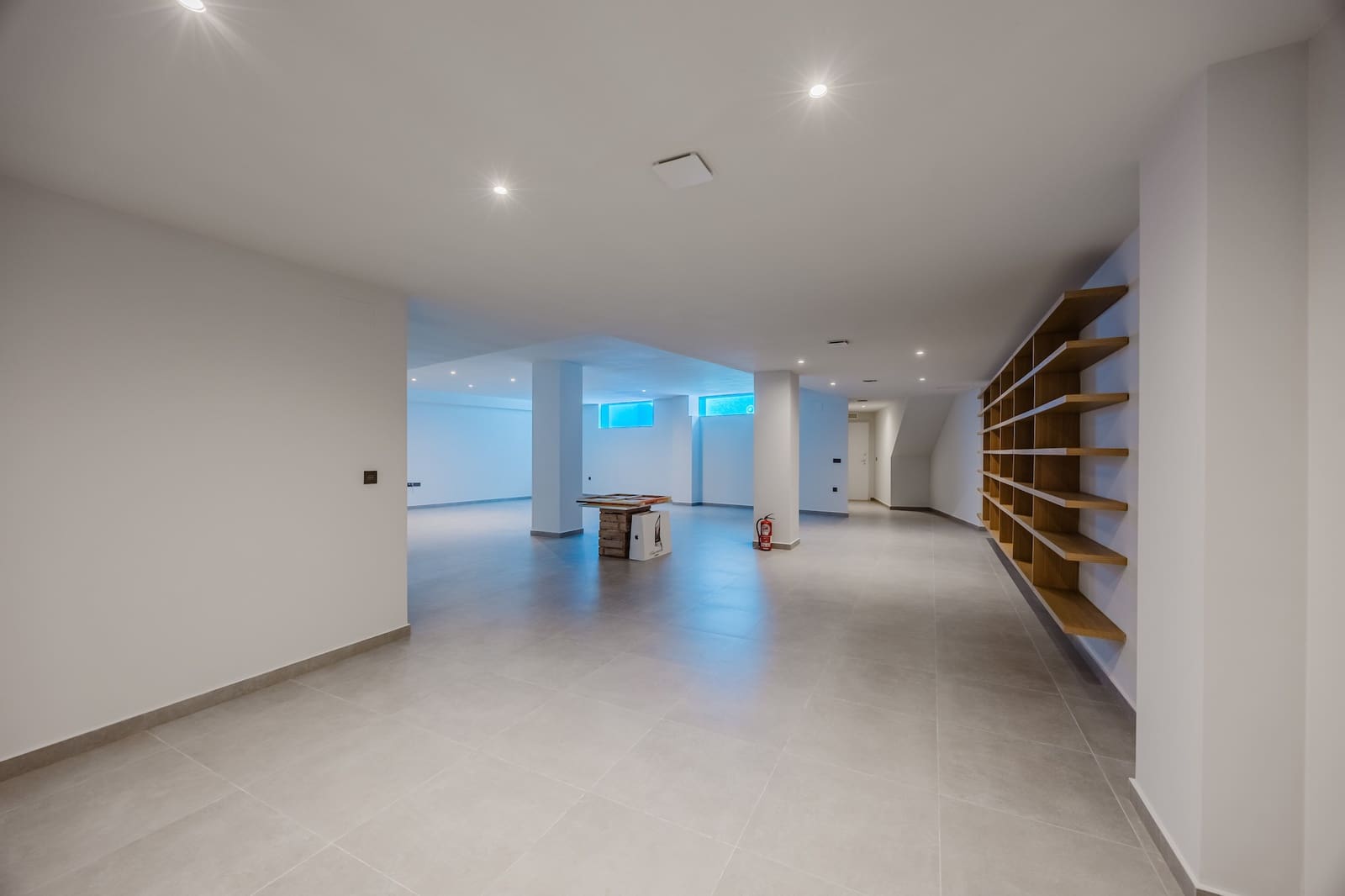 4 bedroom Villa for sale in Algorfa with pool - € 850,000 (Ref: 9719935)