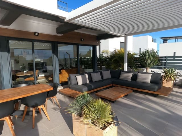 3 bedroom Villa for sale in Algorfa with pool - € 729,000 (Ref: 9719936)