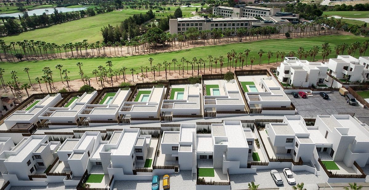 Chalet de 3 habitaciones en Algorfa en venta con piscina garaje - 950.000 € (Ref: 9719937)