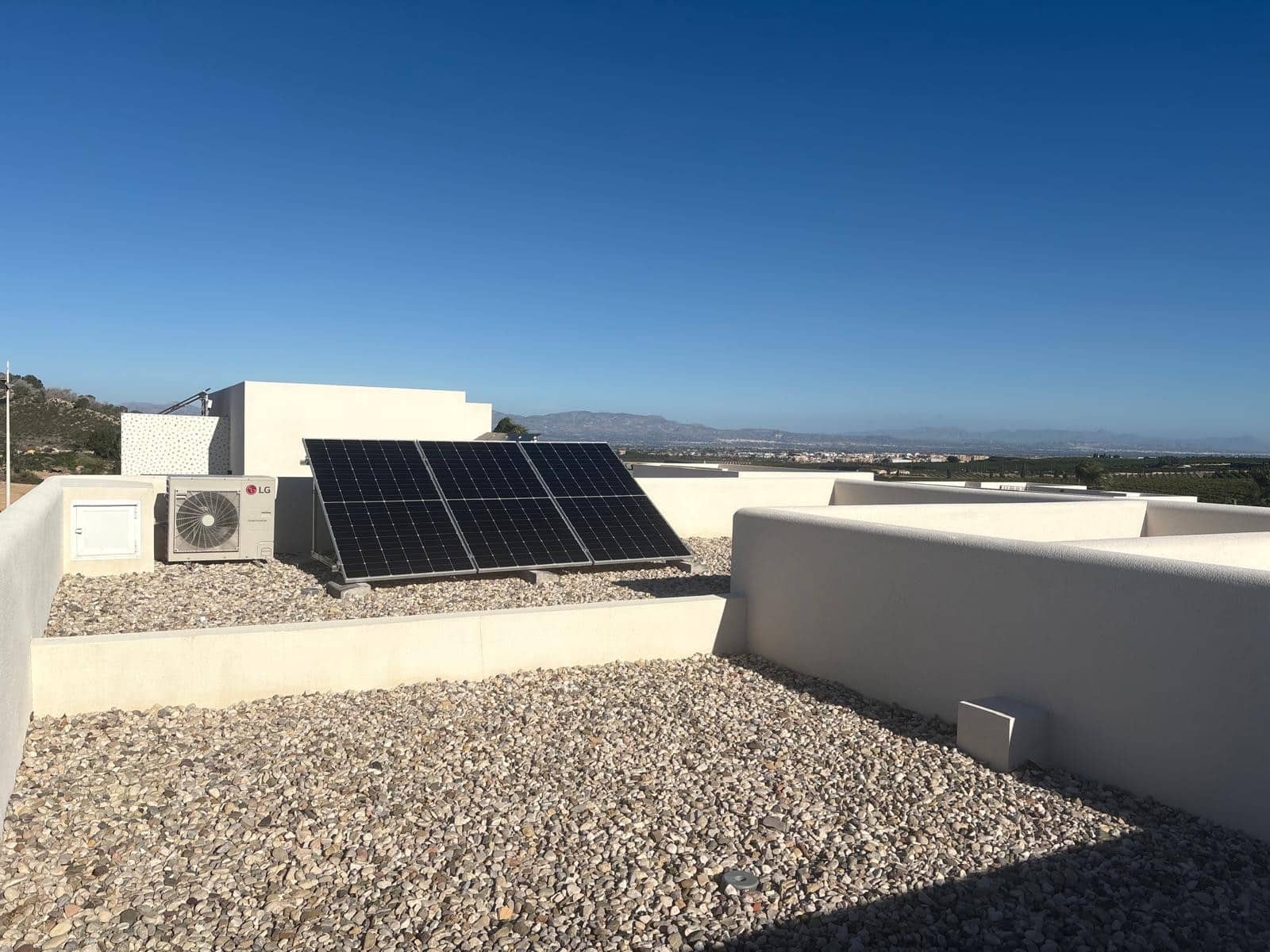 Chalet de 3 habitaciones en Algorfa en venta con piscina garaje - 950.000 € (Ref: 9719937)