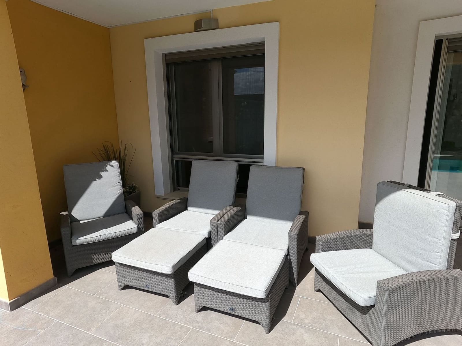 4 bedroom Villa for sale in Algorfa with pool - € 495,000 (Ref: 9719939)